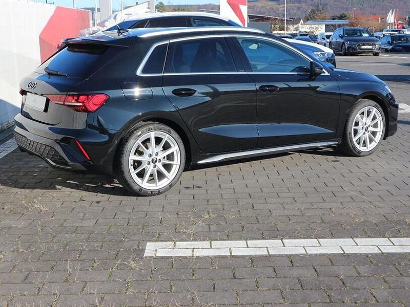 Gebraucht Audi A3 S-Line 150 PS (110 kW) 2025 Mythosschwarz metallic Limousine