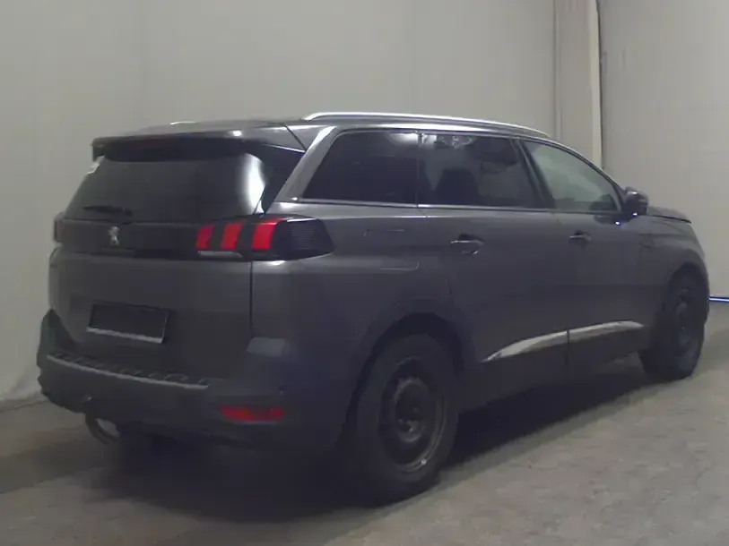 Gebraucht Peugeot 5008 Allure 131 PS (96 kW) 2020 Grau SUV