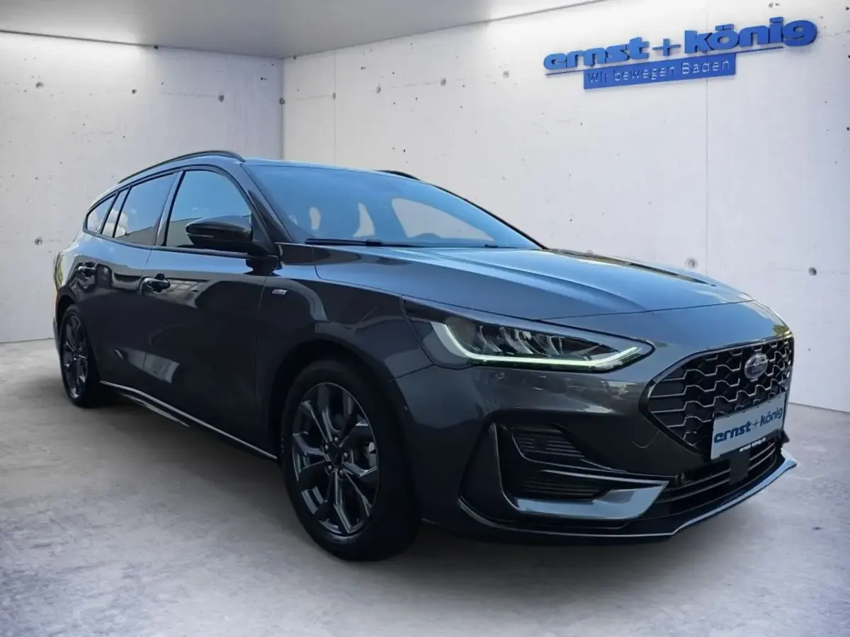 Neu Ford Focus ST-Line X 116 PS (85 kW) 2025