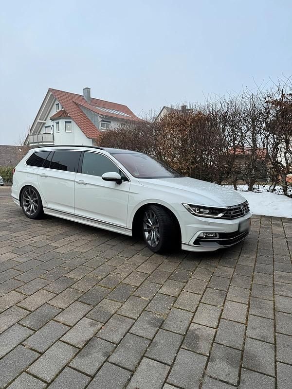Gebraucht VW Passat Highline 179 PS (131 kW) 2017 Weiß Kombi
