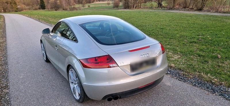 Gebraucht Audi TT S-Line 160 PS (117 kW) 2009 Grau Coupé