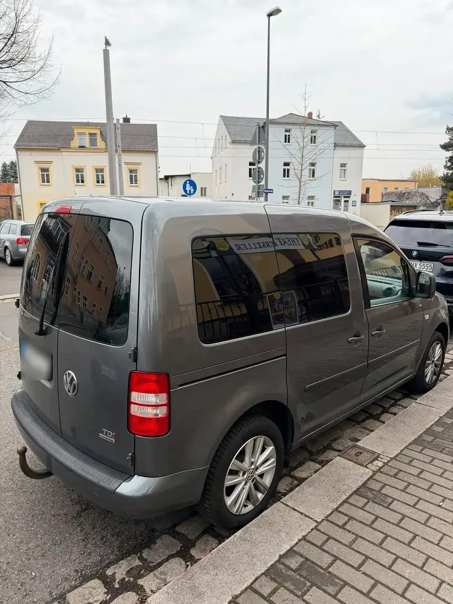 Gebraucht VW Caddy 102 PS (75 kW) 2013 Grau Van / Kleinbus