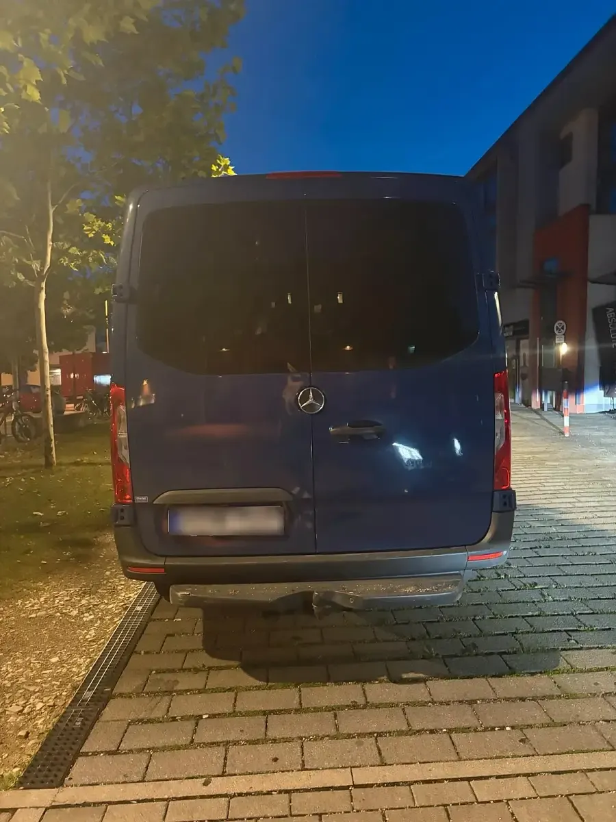Gebraucht Mercedes Sprinter 163 PS (119 kW) 2020 Blau Van