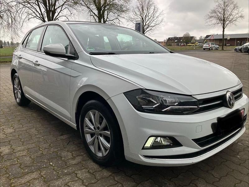 Gebraucht VW Polo Highline 95 PS (69 kW) 2018 Weiß Kleinwagen