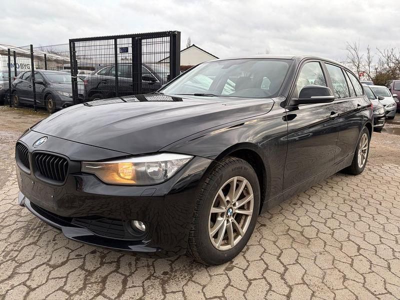 Gebraucht BMW 320 184 PS (135 kW) 2015 Schwarz Kombi