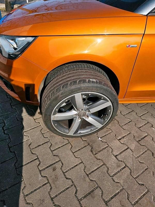 Gebraucht Audi A1 S-Line 90 PS (66 kW) 2012 Orange Kleinwagen