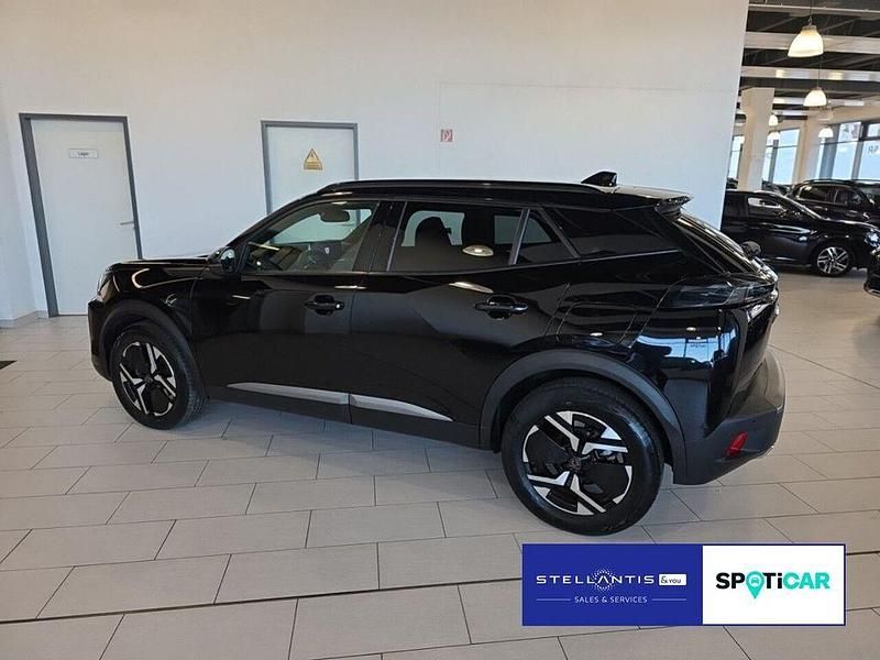 Gebraucht Peugeot 2008 Allure 131 PS (96 kW) 2023 Schwarz SUV