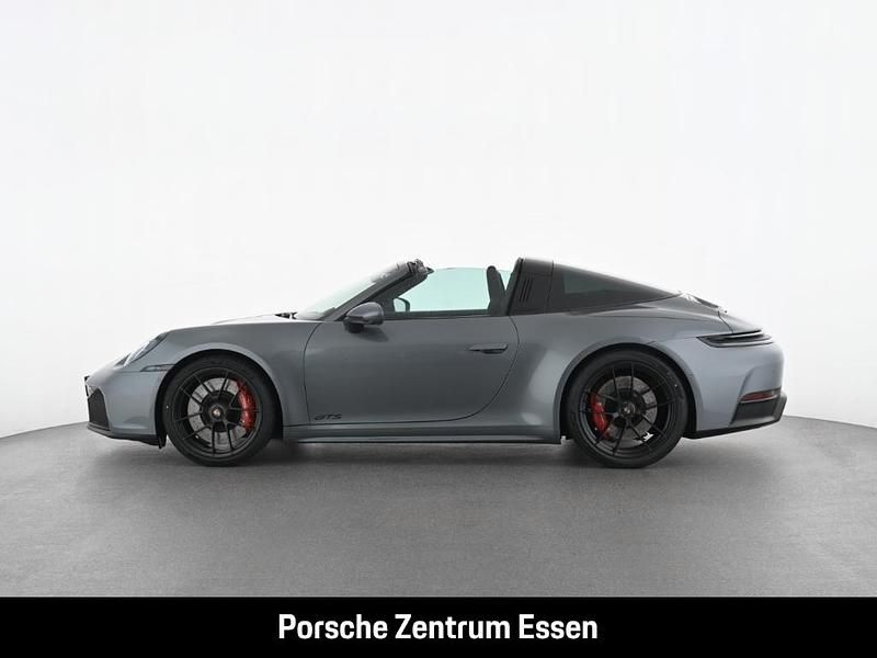 Neu Porsche 992 541 PS (397 kW) 2025 Grau Coupé