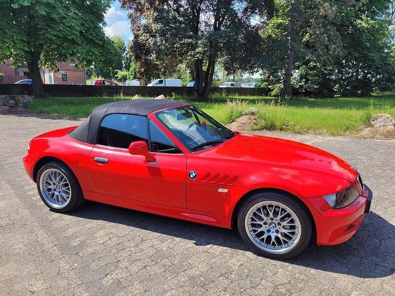 Rot Gebraucht 1999 BMW Z3 Cabrio | 10.499 € (Fairer Preis) - Bild 1/4