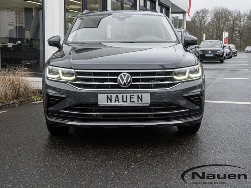 Gebraucht VW Tiguan Elegance 150 PS (110 kW) 2022 Delfingrau SUV