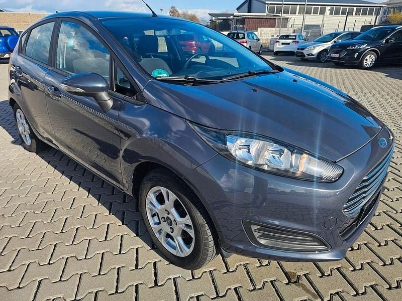 Gebraucht Ford Fiesta SYNC Edition 80 PS (58 kW) 2013 Grau Kleinwagen