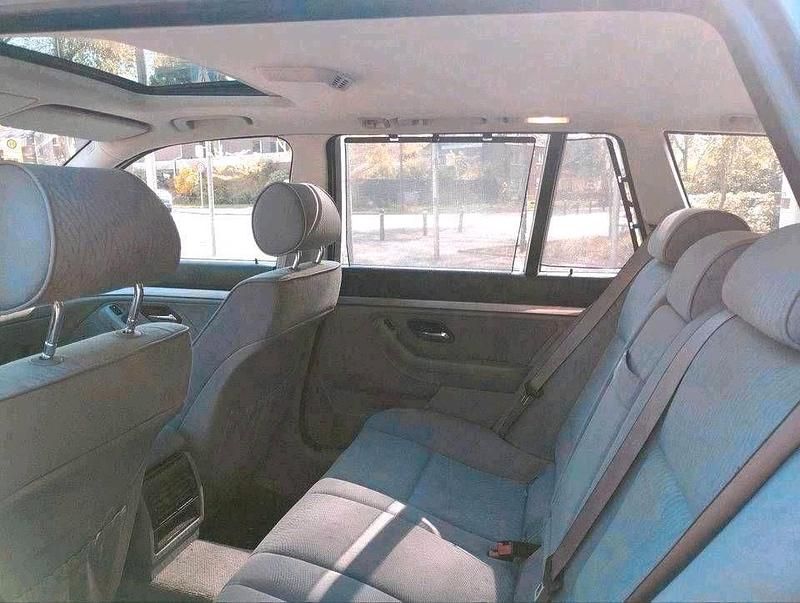 Second-hand BMW 520 170 CP (125 kW) 2003 Albastru Break