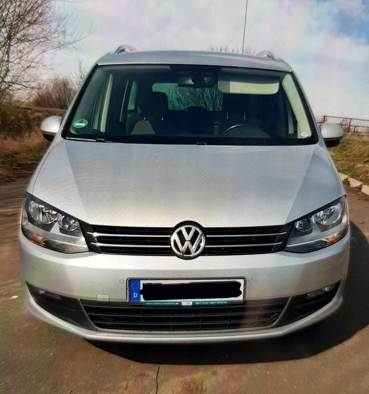 Gebraucht VW Sharan 140 PS (102 kW) 2014 Grau Van / Kleinbus