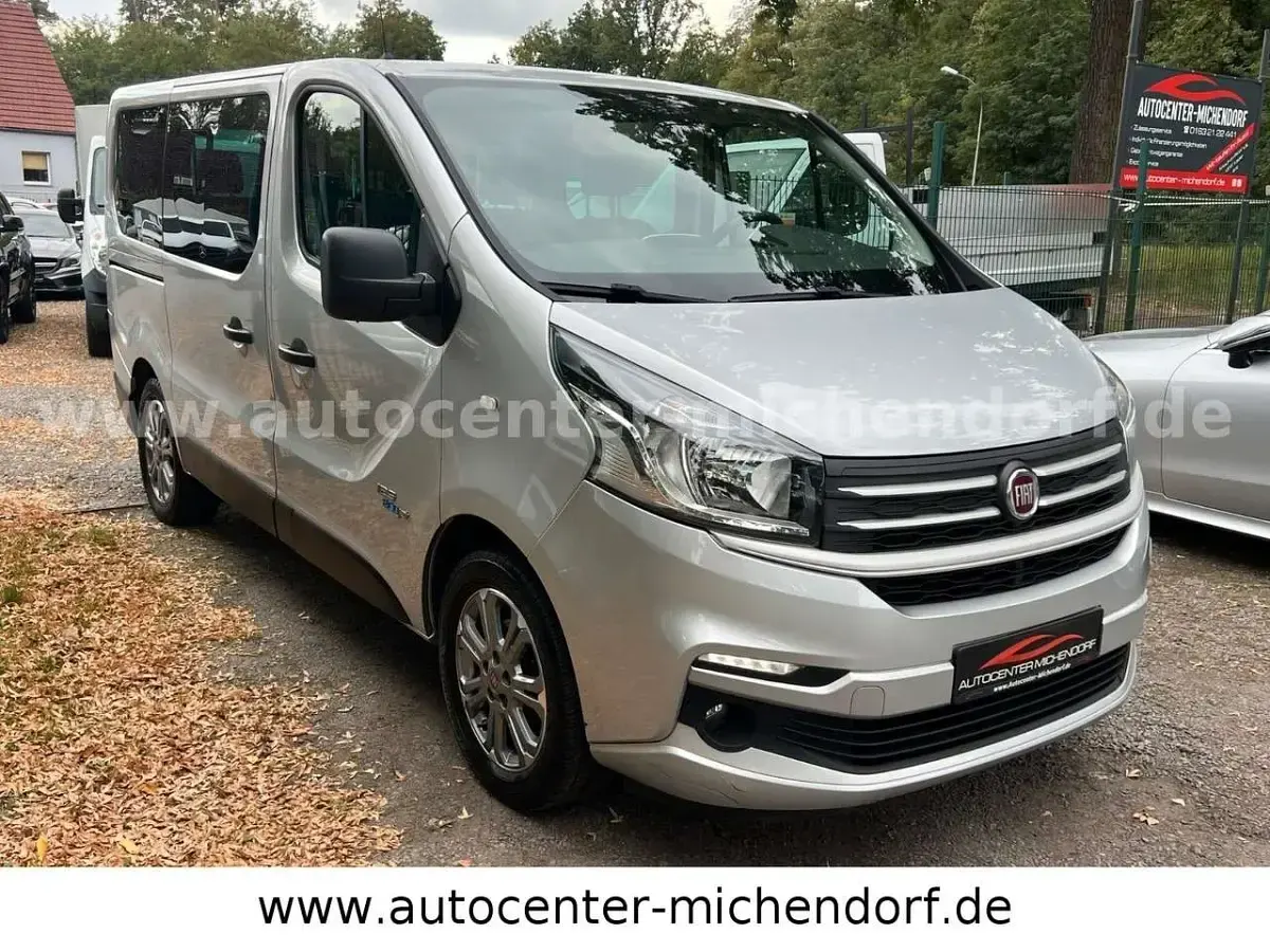 Gebraucht Fiat Talento Family 125 PS (91 kW) 2016 Silber Van / Kleinbus