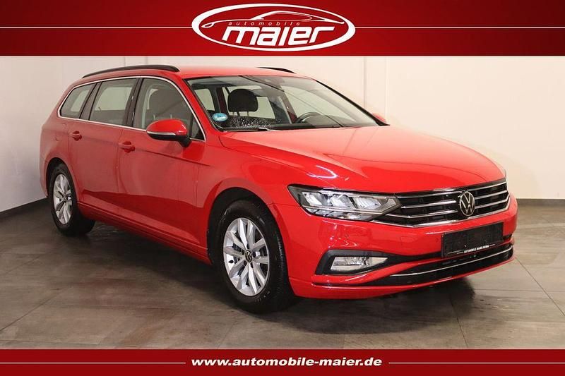 Rot Gebraucht 2023 VW Passat Business Limousine | 22.800 € (Superpreis) - Bild 1/4