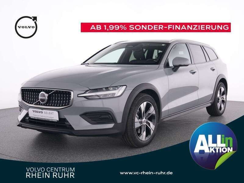 Vapour grey / metallic Gebraucht 2023 Volvo V60 CC Plus Kombi | 38.980 € (Guter Preis) - Bild 1/2
