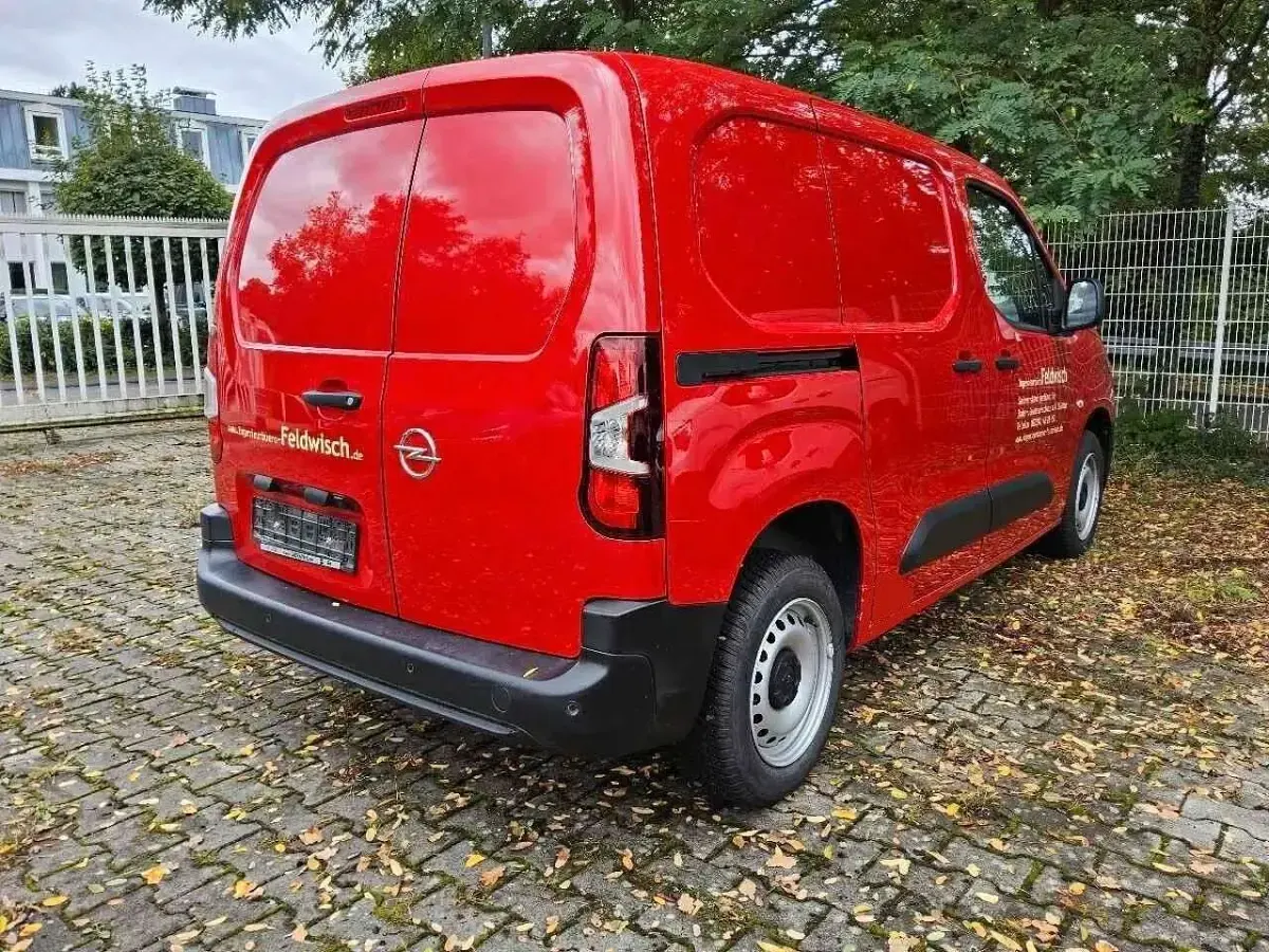 Gebraucht Opel Combo Edition 102 PS (75 kW) 2021 Rot Van / Kleinbus