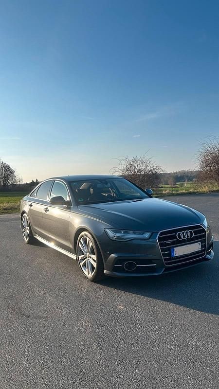 Gebraucht Audi A6 Ambiente 218 PS (160 kW) 2017 Grau Limousine