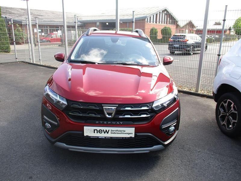 Rouge fusion Gebraucht 2021 Dacia Sandero Comfort Kleinwagen | 13.950 € (Fairer Preis) - Bild 1/4