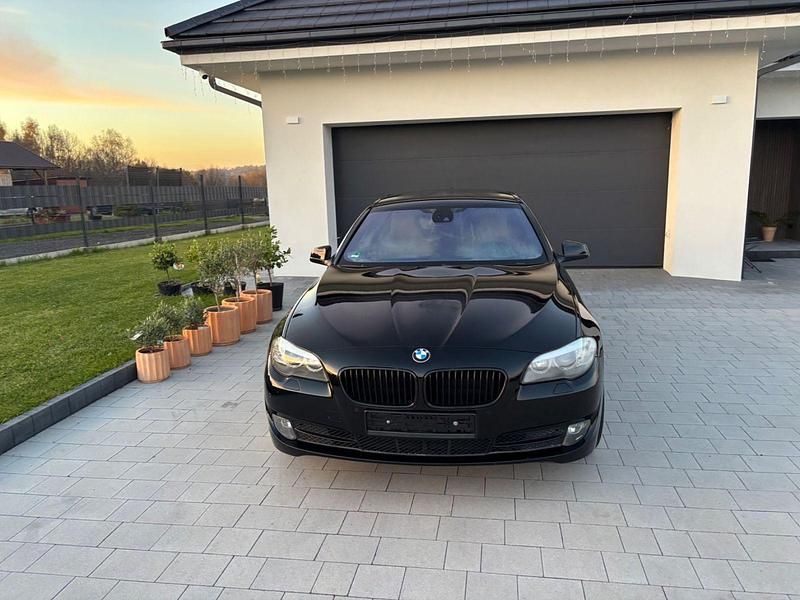 Second-hand BMW 528 258 CP (189 kW) 2010 Negru Berlinǎ