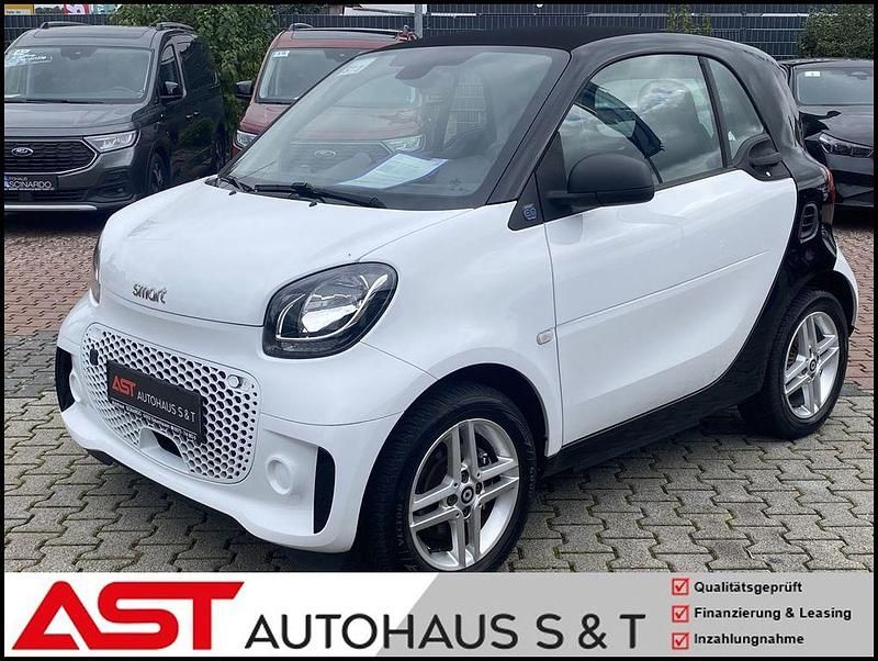 Weiß Gebraucht 2022 Smart ForTwo Electric Drive Coupé | 10.280 € (Fairer Preis) - Bild 1/4
