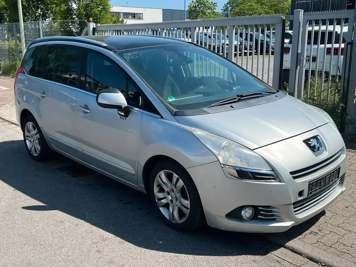 Gebraucht Peugeot 5008 2011 Van / Kleinbus