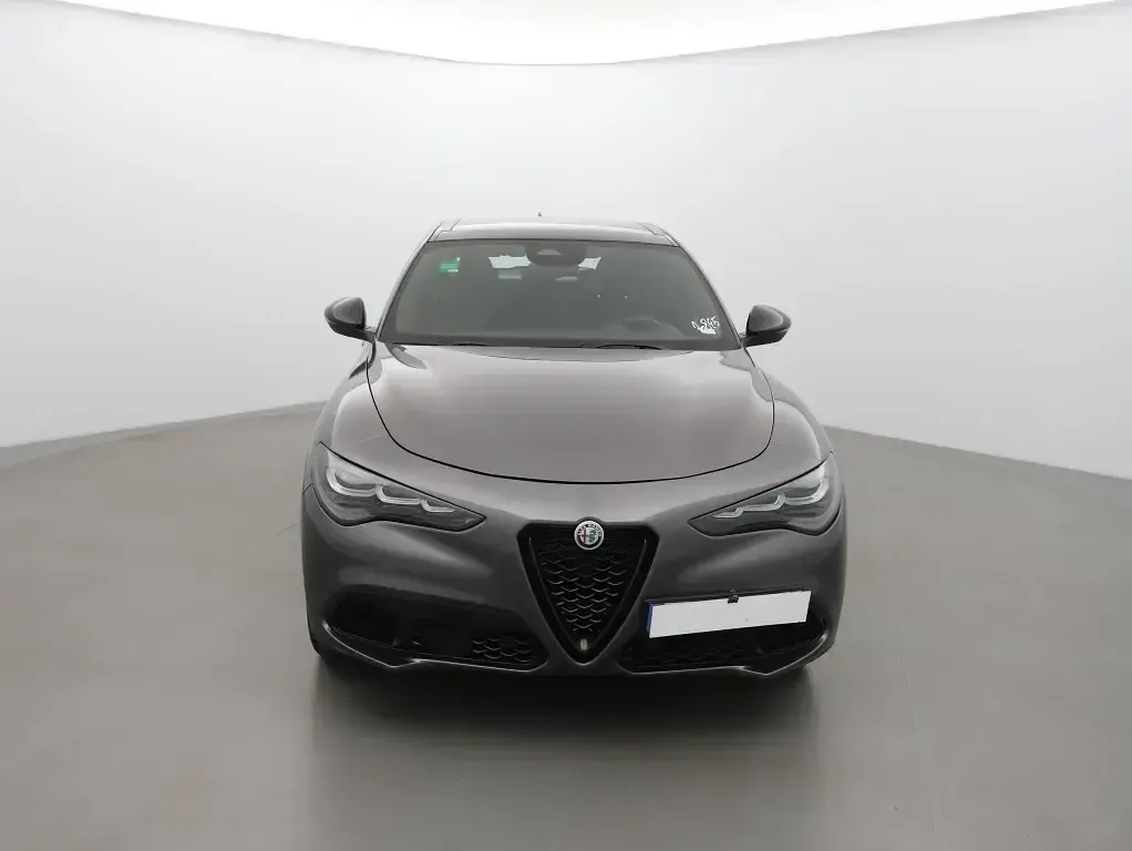Gebraucht Alfa Romeo Stelvio Sprint 162 PS (119 kW) 2024 (gris vesuvio) SUV