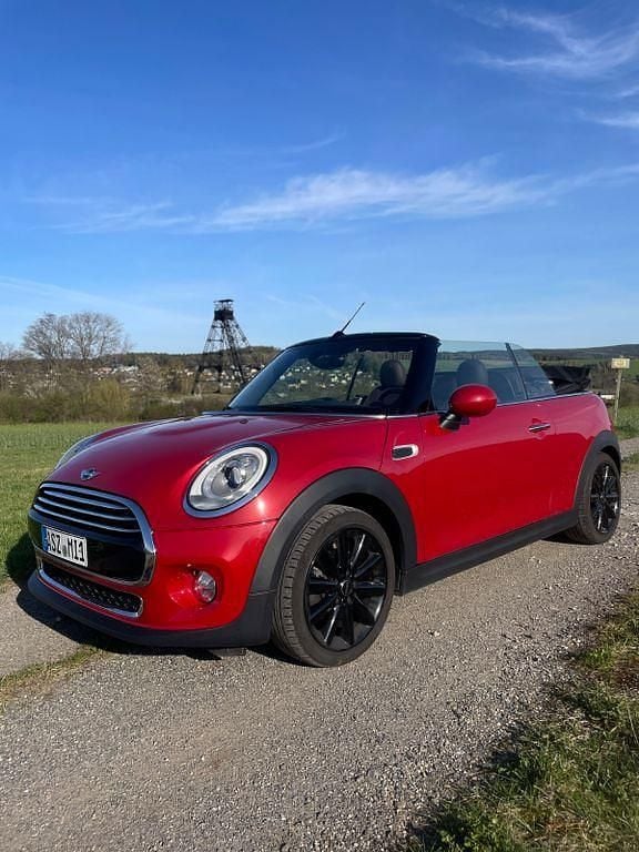 Gebraucht Mini Cooper 136 PS (100 kW) 2016 Rot Kleinwagen