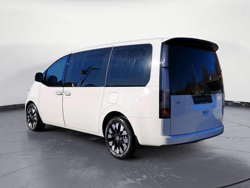 Gebraucht Hyundai Staria Signature 224 PS (164 kW) 2025 Weiß Van / Kleinbus