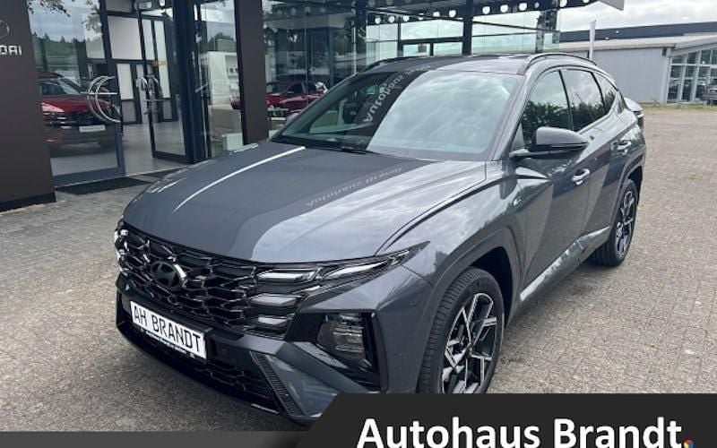 Grau Neu 2025 Hyundai Tucson N Line SUV | 38.990 € (Fairer Preis) - Bild 1/4
