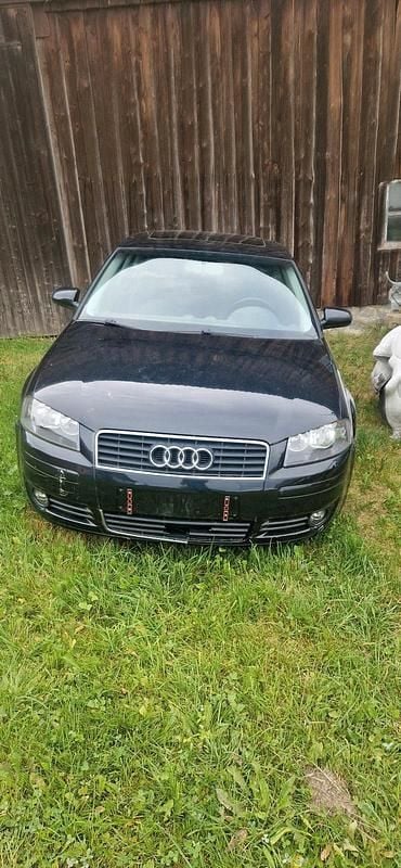 Schwarz Gebraucht 2003 Audi A3 Limousine | 1.000 € (Superpreis) - Bild 1/4