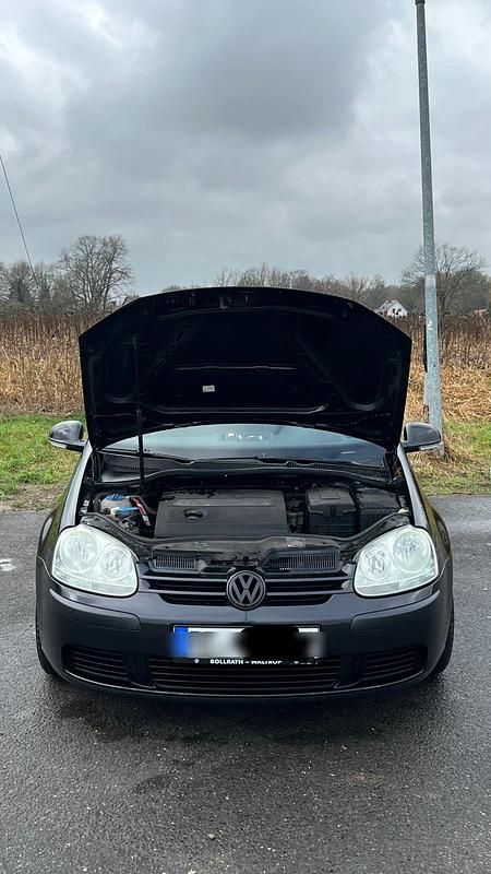 Gebraucht VW Golf 75 PS (55 kW) 2004 Schwarz Coupé