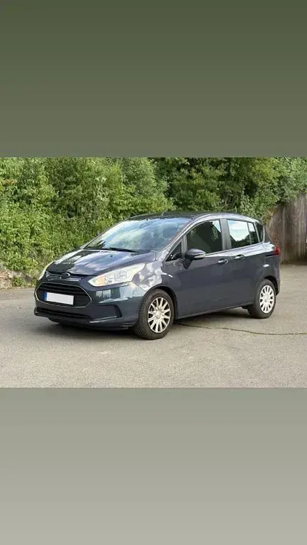 Gebraucht Ford B-MAX 101 PS (74 kW) 2013 Schwarz Van / Kleinbus