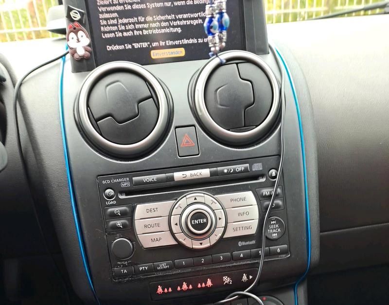 Gebraucht Nissan Qashqai 144 PS (105 kW) 2007 Rot SUV