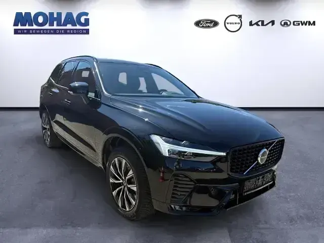 Gebraucht Volvo XC60 Plus 250 PS (183 kW) 2024 Schwarz SUV