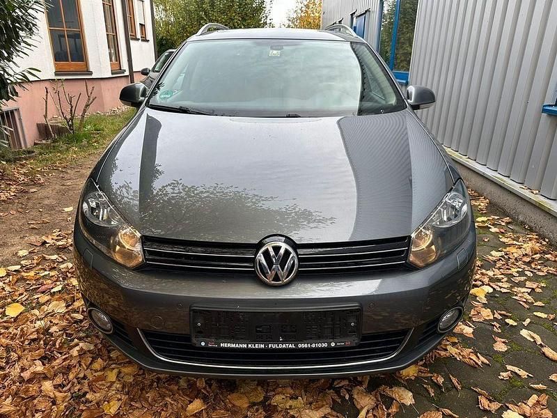 Grau Gebraucht 2013 VW Golf VII Highline Kombi | 5.450 € (Guter Preis) - Bild 1/4