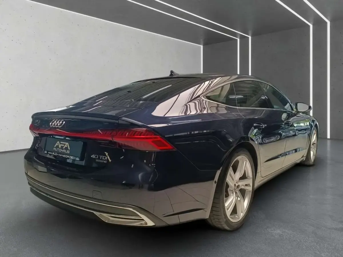 Gebraucht Audi A7 Sportback Ambiente 204 PS (150 kW) 2023 Firmamentblau metallic Kleinwagen