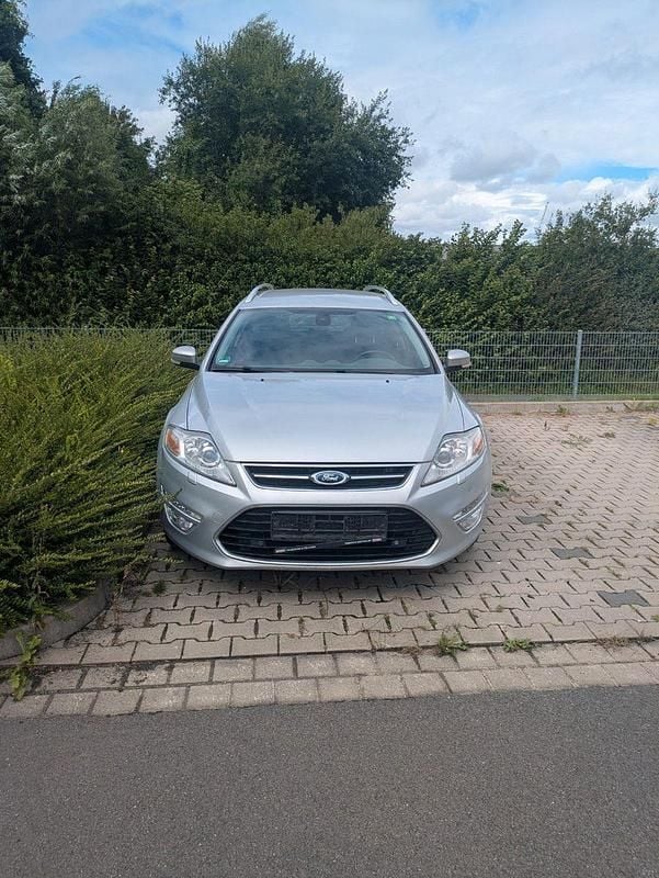 Silber Gebraucht 2011 Ford Mondeo Titanium Kombi | 2.400 € (Superpreis) - Bild 1/4