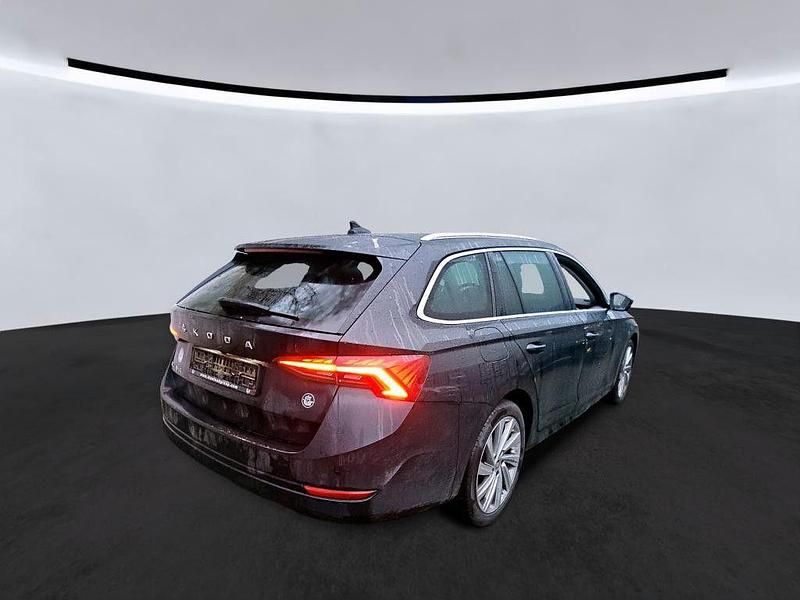 Gebraucht Skoda Octavia Style 150 PS (110 kW) 2021 Schwarzmagic perleffekt Kombi
