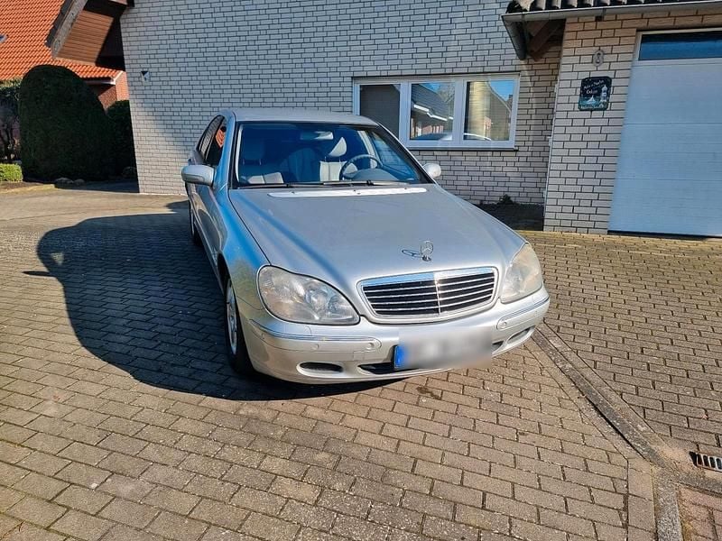 Silber Gebraucht 2001 Mercedes S320 Limousine | 3.400 € (Fairer Preis) - Bild 1/4