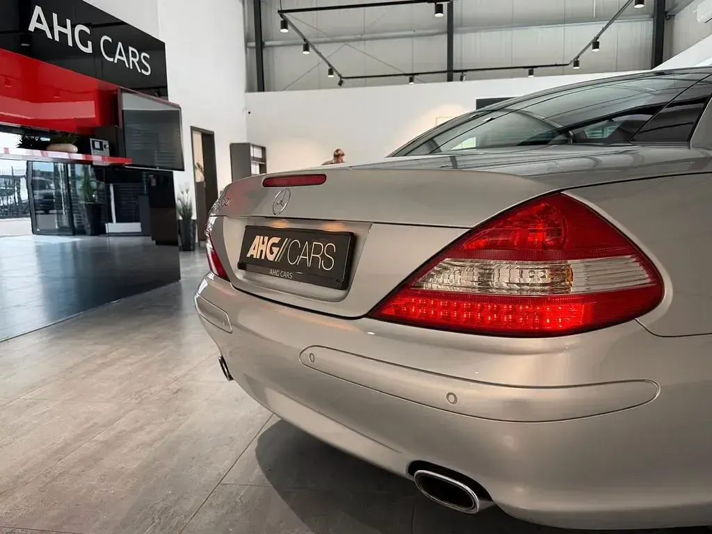 Gebraucht Mercedes SL500 387 PS (284 kW) 2006 Silber Cabrio