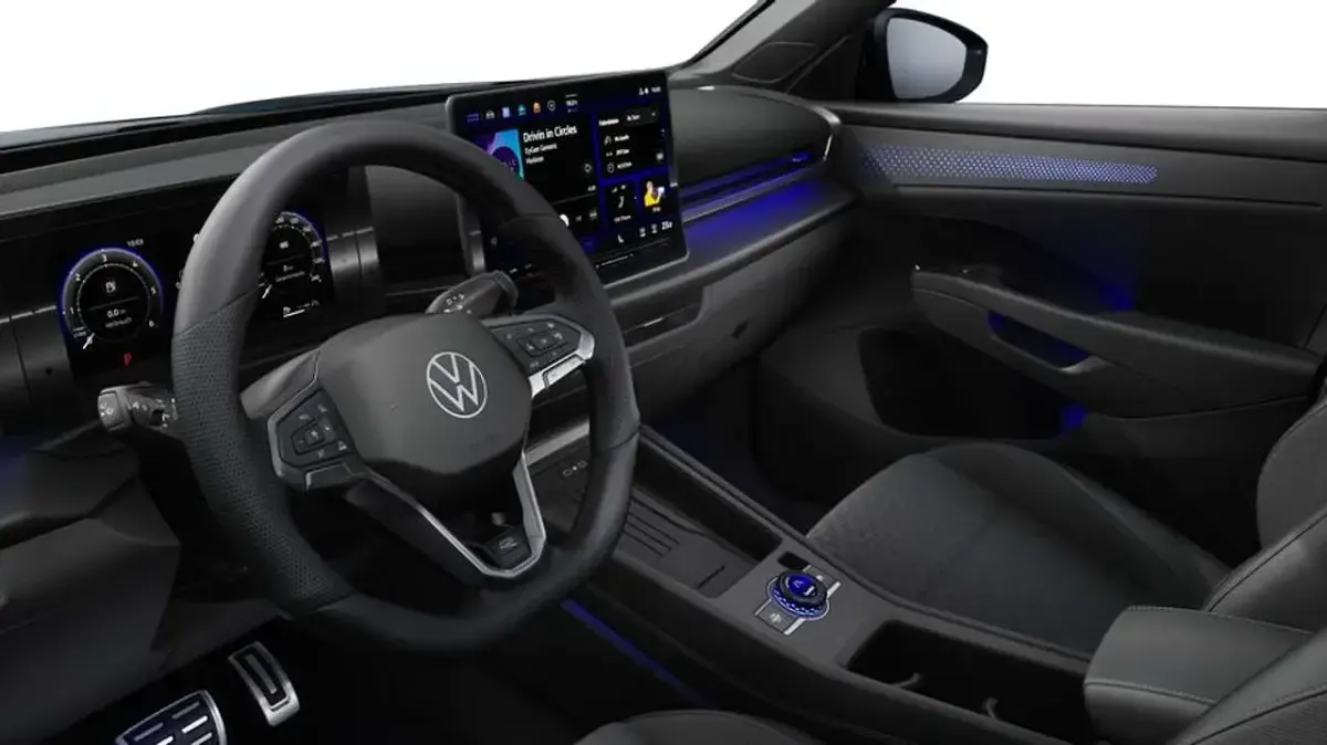 Neu VW T-Roc R-line 150 PS (110 kW) 2026 Grenadillschwarz metallic SUV
