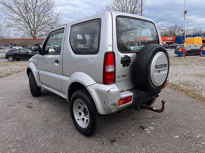 Gebraucht Suzuki Jimny 86 PS (63 kW) 2010 Silber SUV