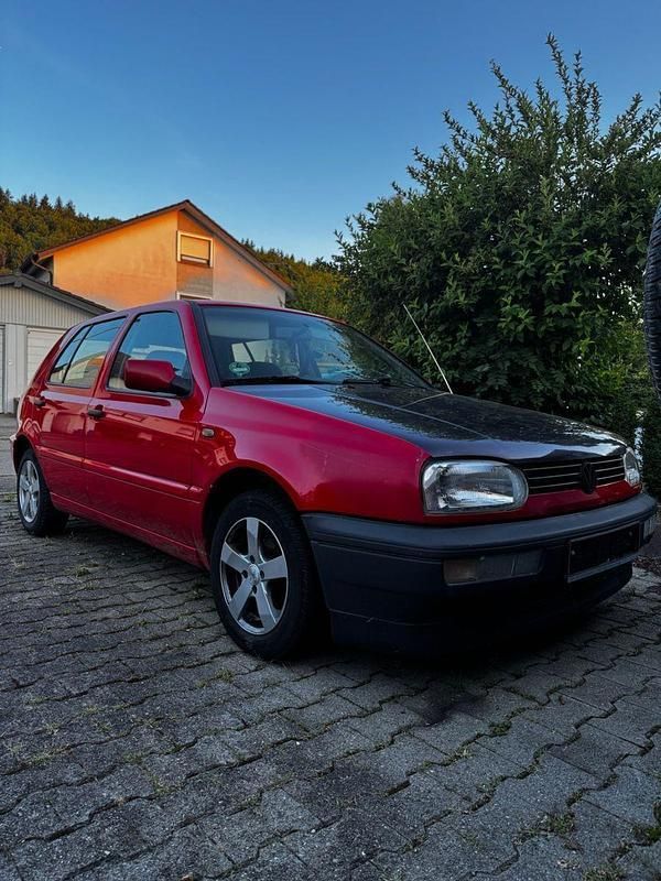 Rot Gebraucht 1997 VW Golf III Family Kleinwagen | 700 € (Superpreis) - Bild 1/4