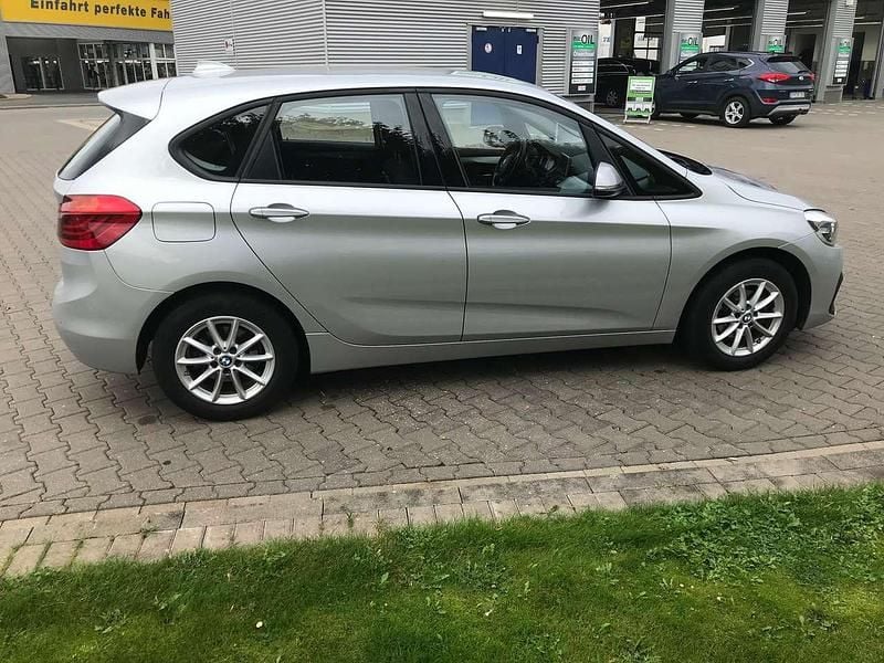 Gebraucht BMW 216 109 PS (80 kW) 2021 Silber Kombi