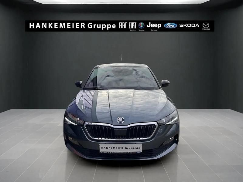 Gebraucht Skoda Scala Style 85 PS (62 kW) 2021 Grau Kleinwagen