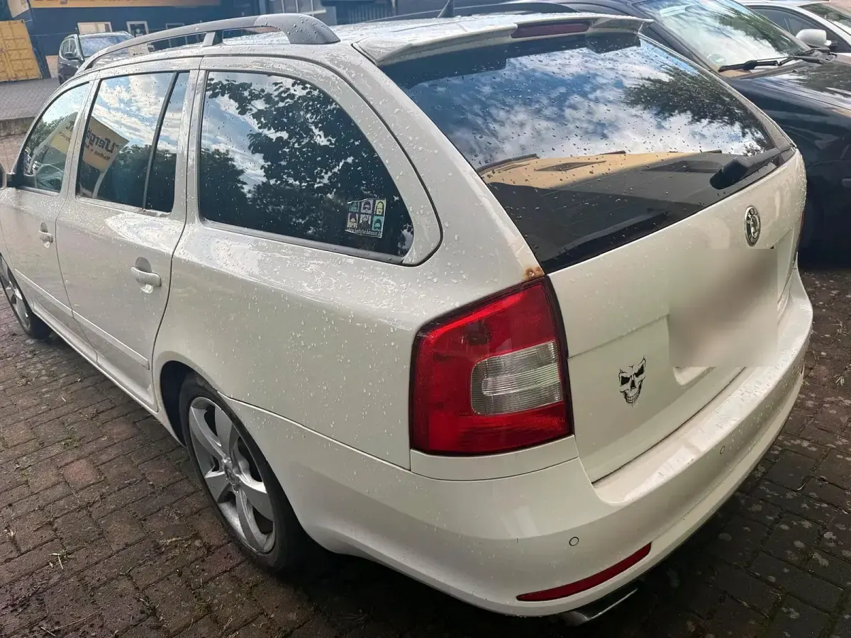 Gebraucht Skoda Octavia 110 PS (80 kW) 2010 Weiß Kombi