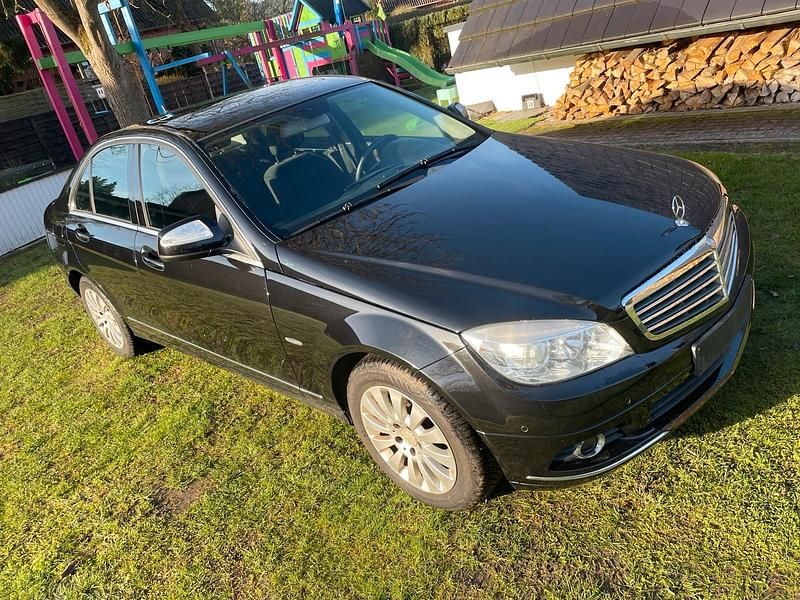 Gebraucht Mercedes C180 156 PS (114 kW) 2008 Schwarz Limousine