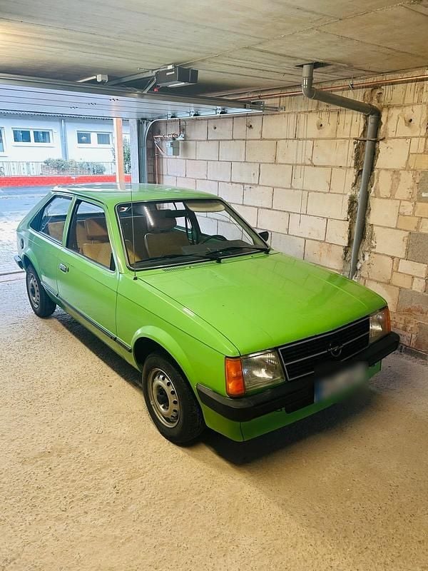 Grün Gebraucht 1980 Opel Kadett Coupé | 4.500 € - Bild 1/4