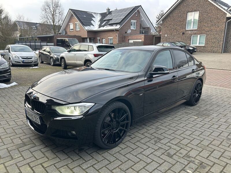 Schwarz Gebraucht 2012 BMW 320 M Sport Limousine | 10.999 € (Superpreis) - Bild 1/4